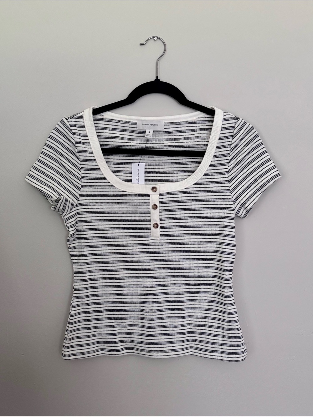 Banana Republic Black & White Striped Scoop Henley Tee